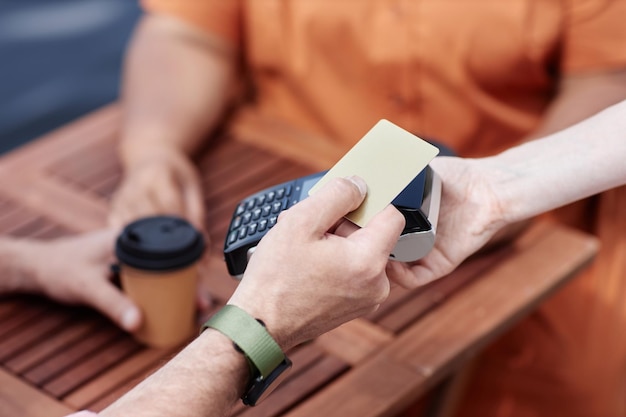 Google Wallet for Fitbit adds American Express support