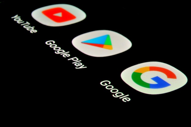 Google Search app gets customizable icons on iOS