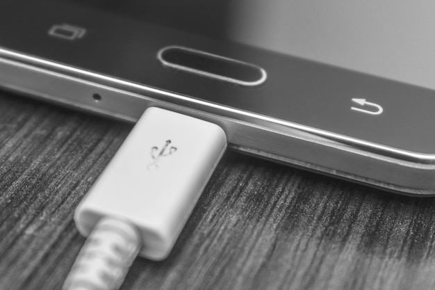 New Google 45W USB-C charger leaks, launching with Pixel 9