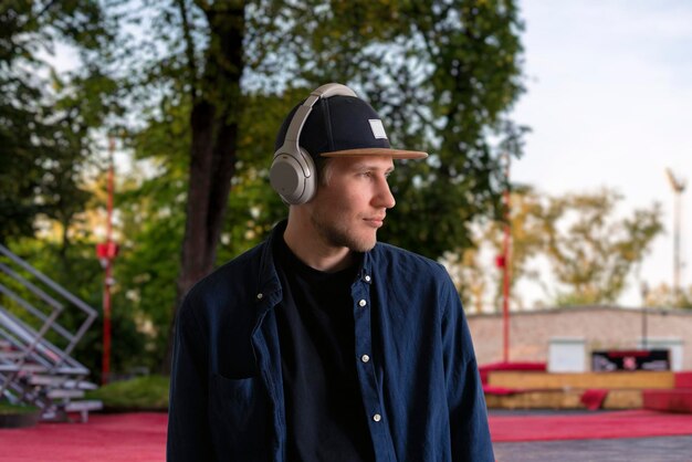 Revolutionizing Personal Technology: Over-the-Ear Headphones with Built-in Cameras as AR Pioneers